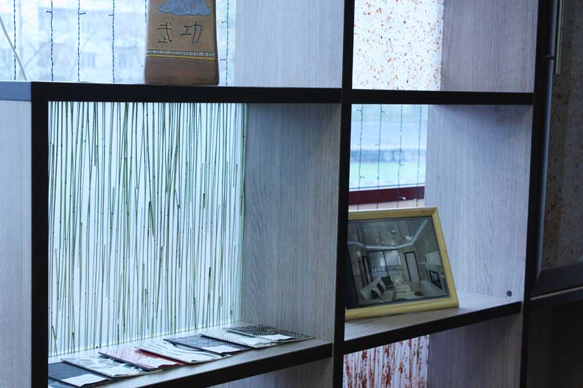 [新聞] 生態透光板辦公室隔斷裝飾首選